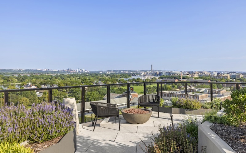 outdoor grill area